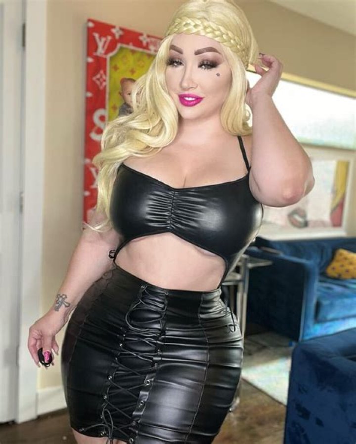 Chino Moreno’s net worth, biography, fact, career, awards and life story