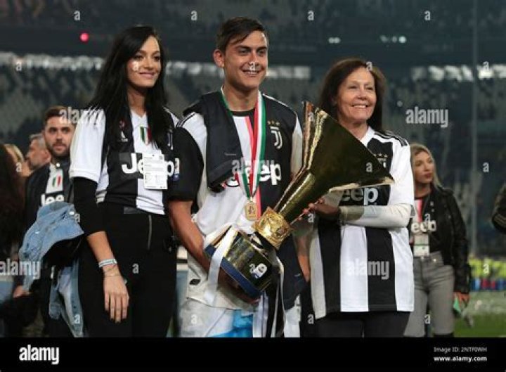 Dybala Parents: Who Are Adolfo Dybala And Alicia de Dybala?