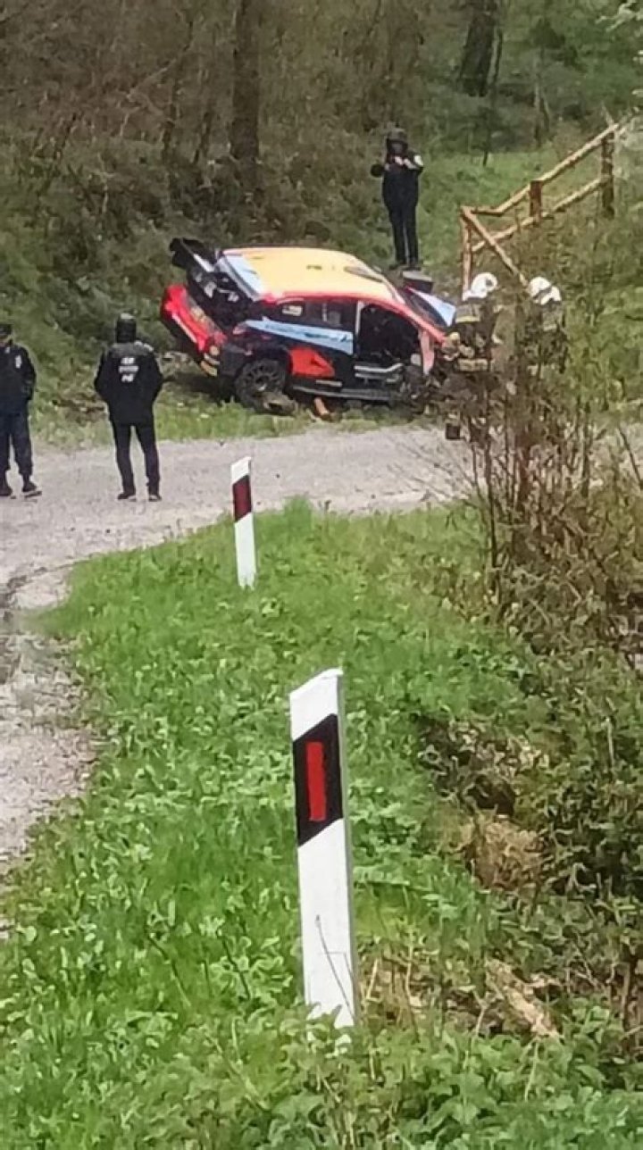 Kyle Loeschen Car Accident, What Happened To Him? Age And Bio