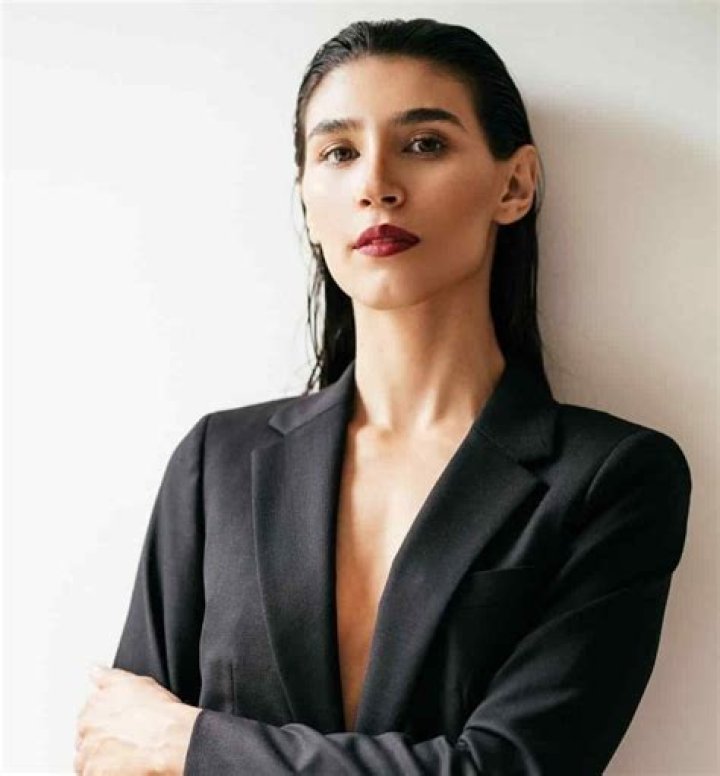 Lorena Andrea: dating, net worth, tattoos, smoking & body measurements