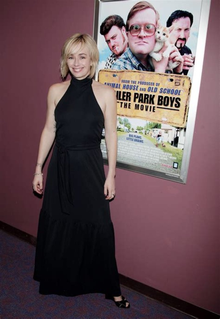 Lucy DeCoutere Net Worth, Income, Salary, Earnings, Biography