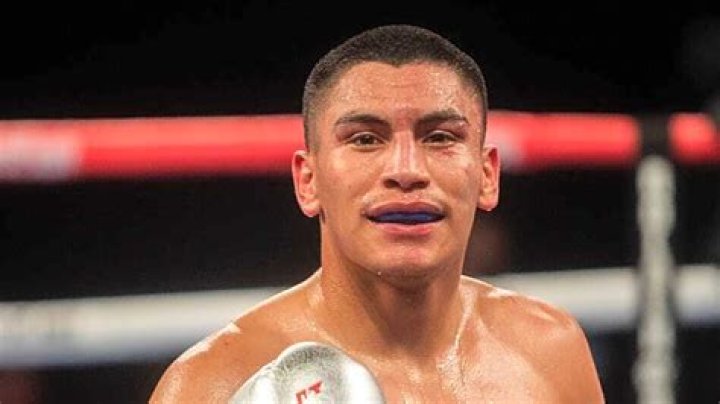 Vergil Ortiz Jr Parents- Father Vergil Ortiz Sr. And Mother Mela Reveles Have Mexican Origin