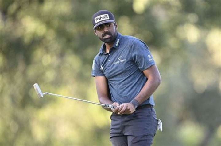 Who Is Golfer Sahith Theegala Caddie Carl Smith?