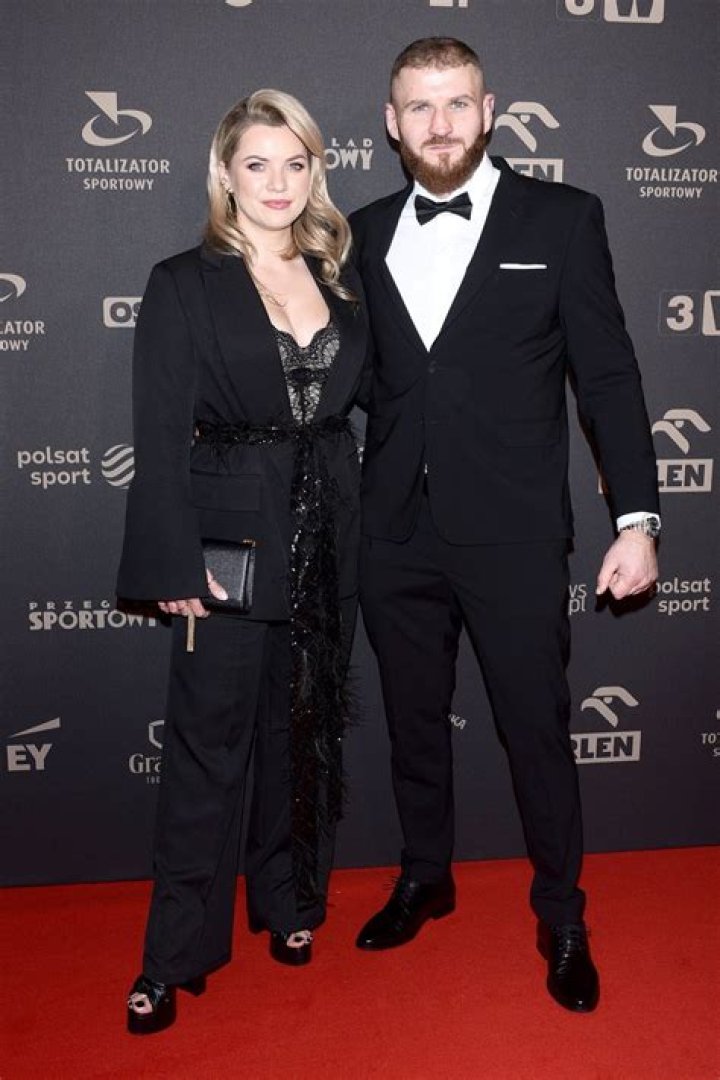 Who Is Jan Błachowicz’s Wife Dorota Jurkowska? Dorota Jurkowska Age, Wikipedia, Instagram